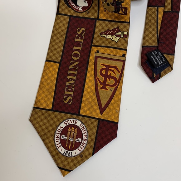 Florida State University | 100% Silk Alumni Neck Tie | Indian Helmet Patterned - Picture 2 of 6
